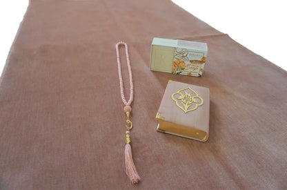  Lale Collection® Light Samt-Gebetsteppich-Set Pastellrosa Gebetskette Koran Oud Musc 100% Naturseife (vegan & Tierversuchsfrei) Duft (Sajadah/Prayer Rug/prayer Mat) Tesbih 99 Perlen Namaz Muslim Quran Islam