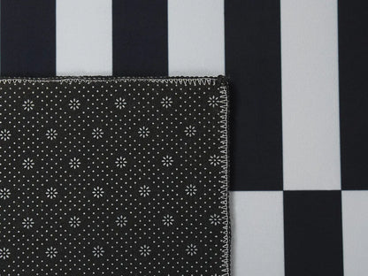  Teppich Läufer Schwarz / Weiß Stoff 60 X 200 Cm Rechteckig Mit Streifenmuster Geometrisch Rutschfest Modern Vorleger Flur Küche Schlafzimmer