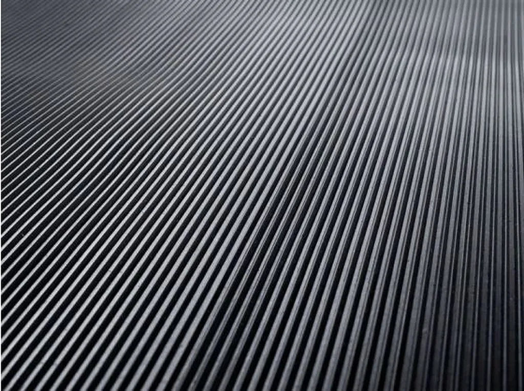  Gummimatte, Feinriefen, Schwarz, 120 X 500 Cm